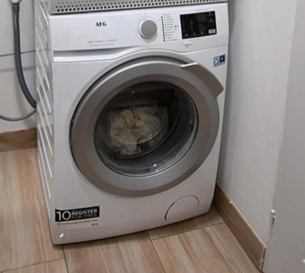 White Rose Apartment Boedapest Buitenkant foto